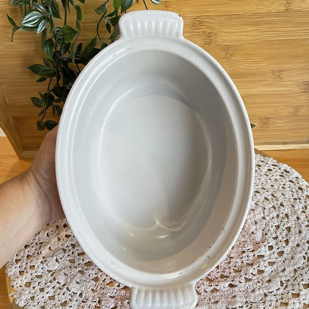 Le Creuset brand le